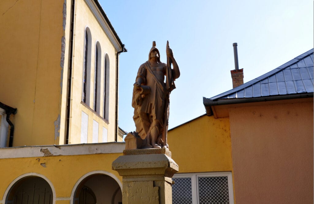 Rímskokatolícky kostol sv. Štefana Prvomučeníka v Šuranoch