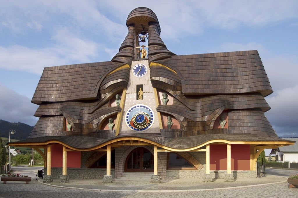 [lnk url="https://commons.wikimedia.org/wiki/File:The_Slovak_Horologe_-_Slovenský_orloj.jpg”]Zdroj: Wikimedia CC 3.0, Autor: Lea Loviskova[/lnk]